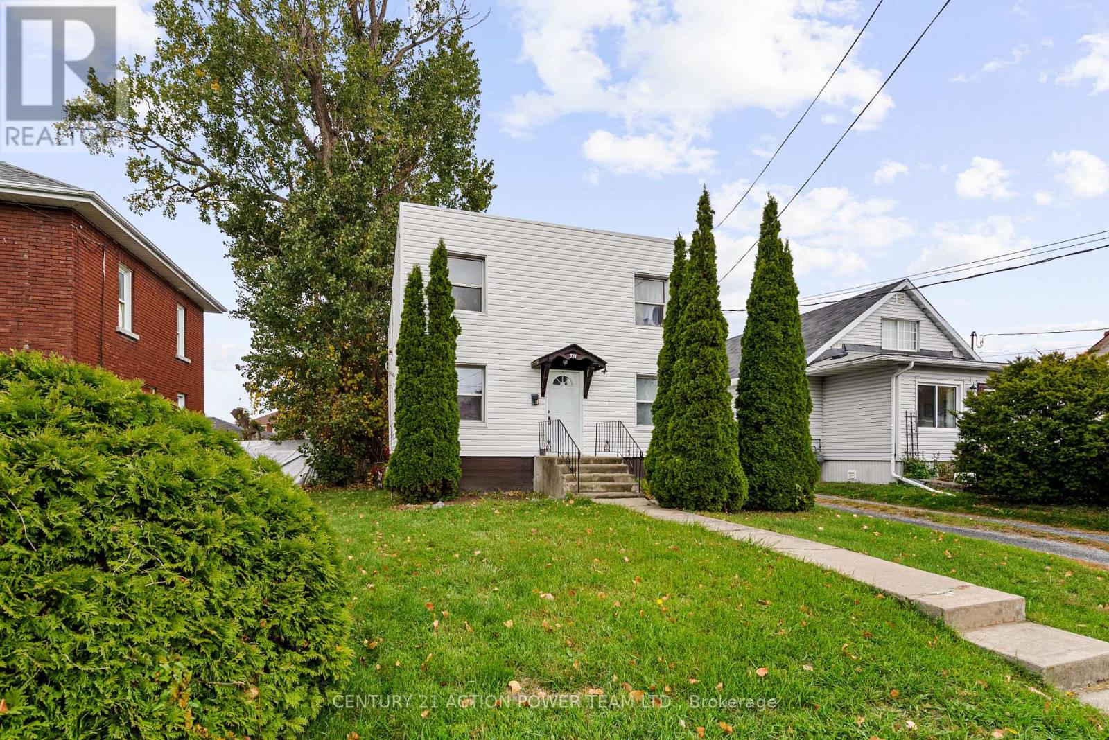 331 7th Street E, Cornwall, Ontario  K6H 2R8 - Photo 2 - X13240360