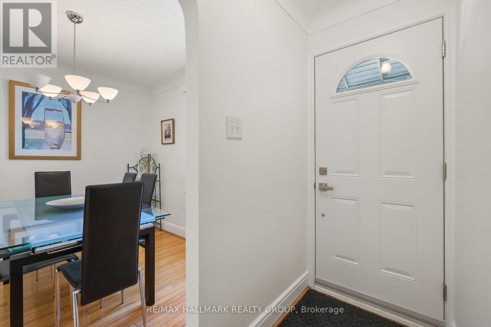 20 Fern Avenue, Ottawa, Ontario  K1Y 3S1 - Photo 2 - X13240452