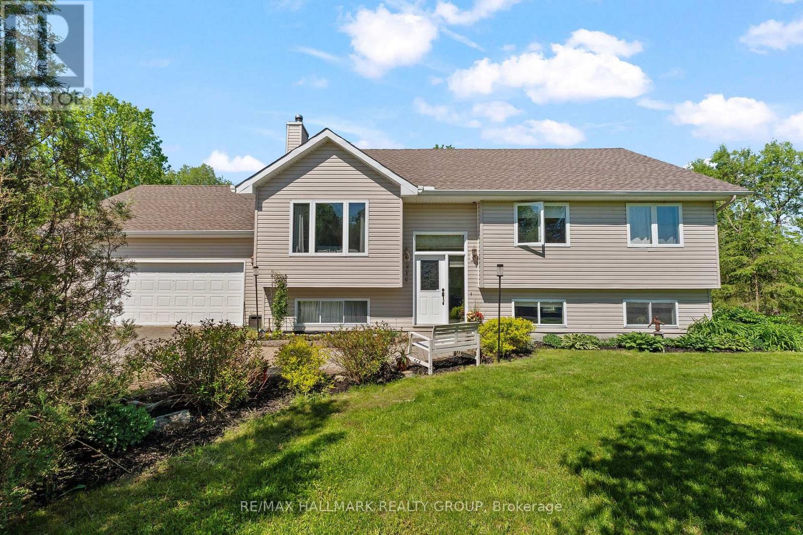 184 OLD PAKENHAM ROAD, Ottawa, Ontario
