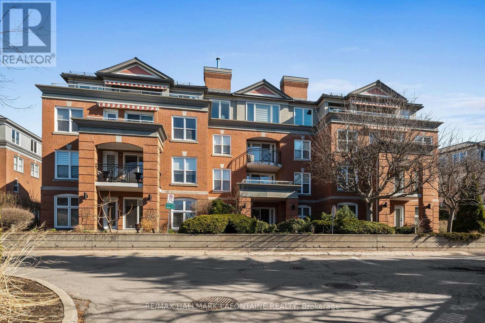 101 - 21 DURHAM PRIVATE, Ottawa, Ontario