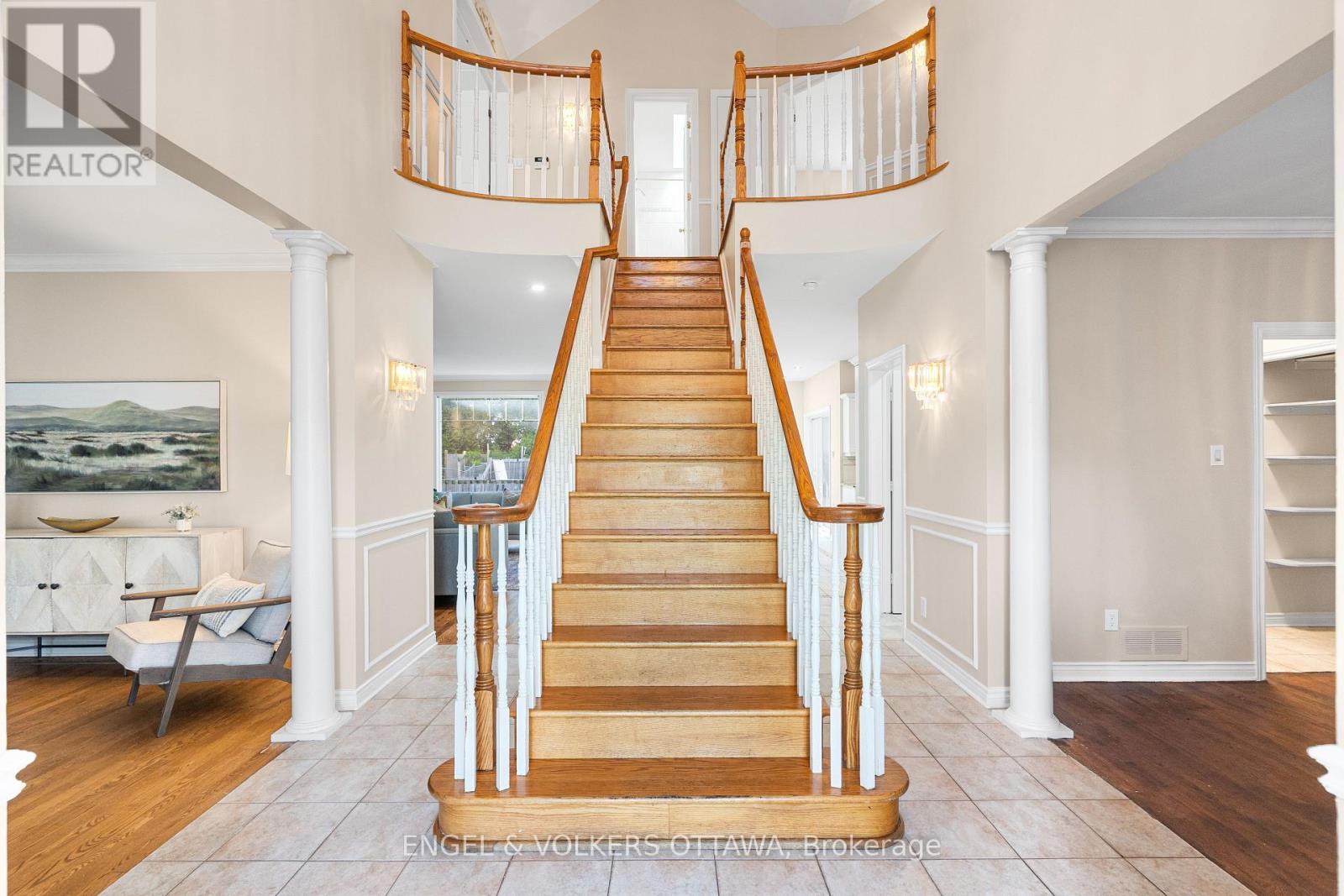 5 Cassone Court, Ottawa, Ontario  K2G 5V6 - Photo 2 - X13240736