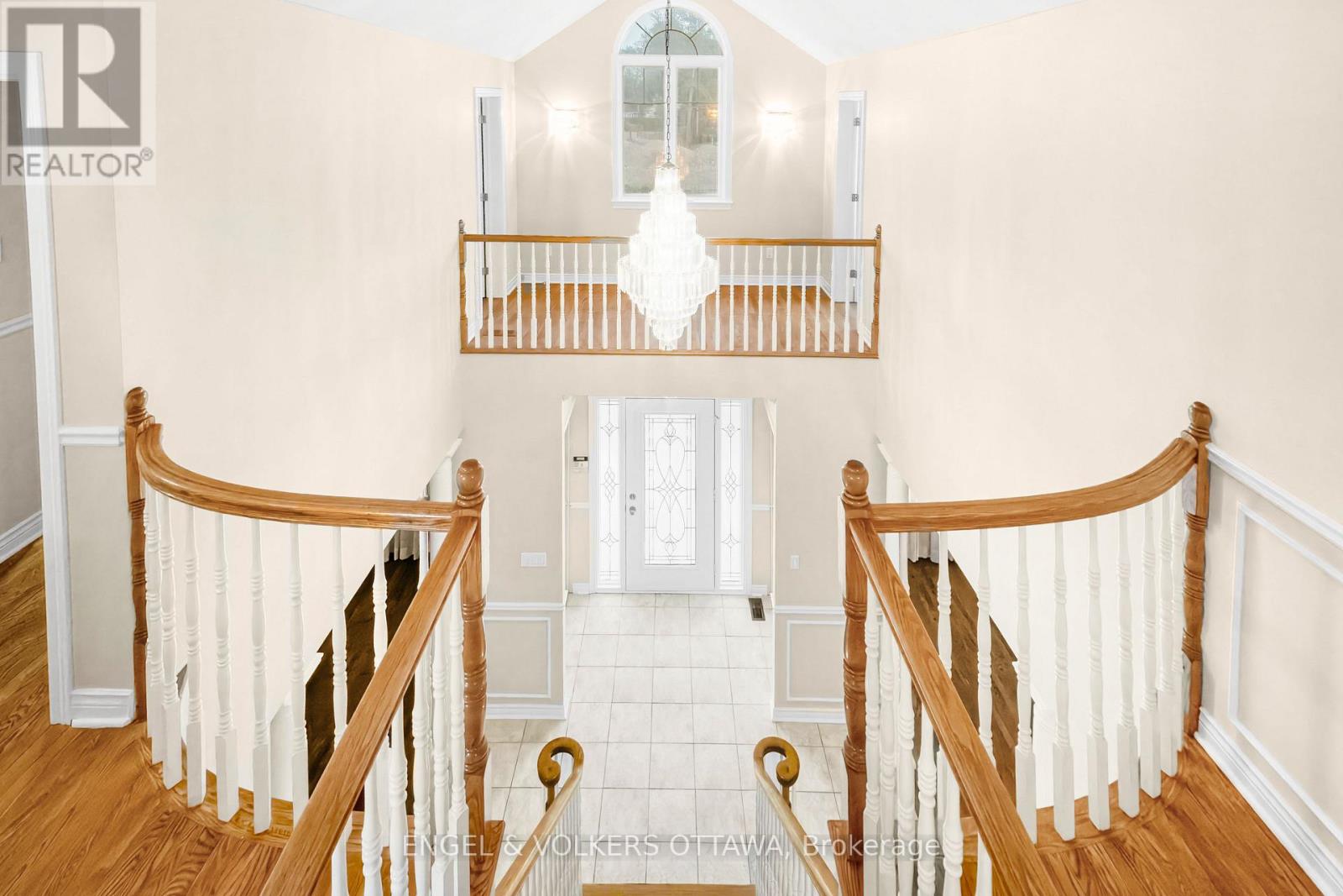 5 Cassone Court, Ottawa, Ontario  K2G 5V6 - Photo 3 - X13240736