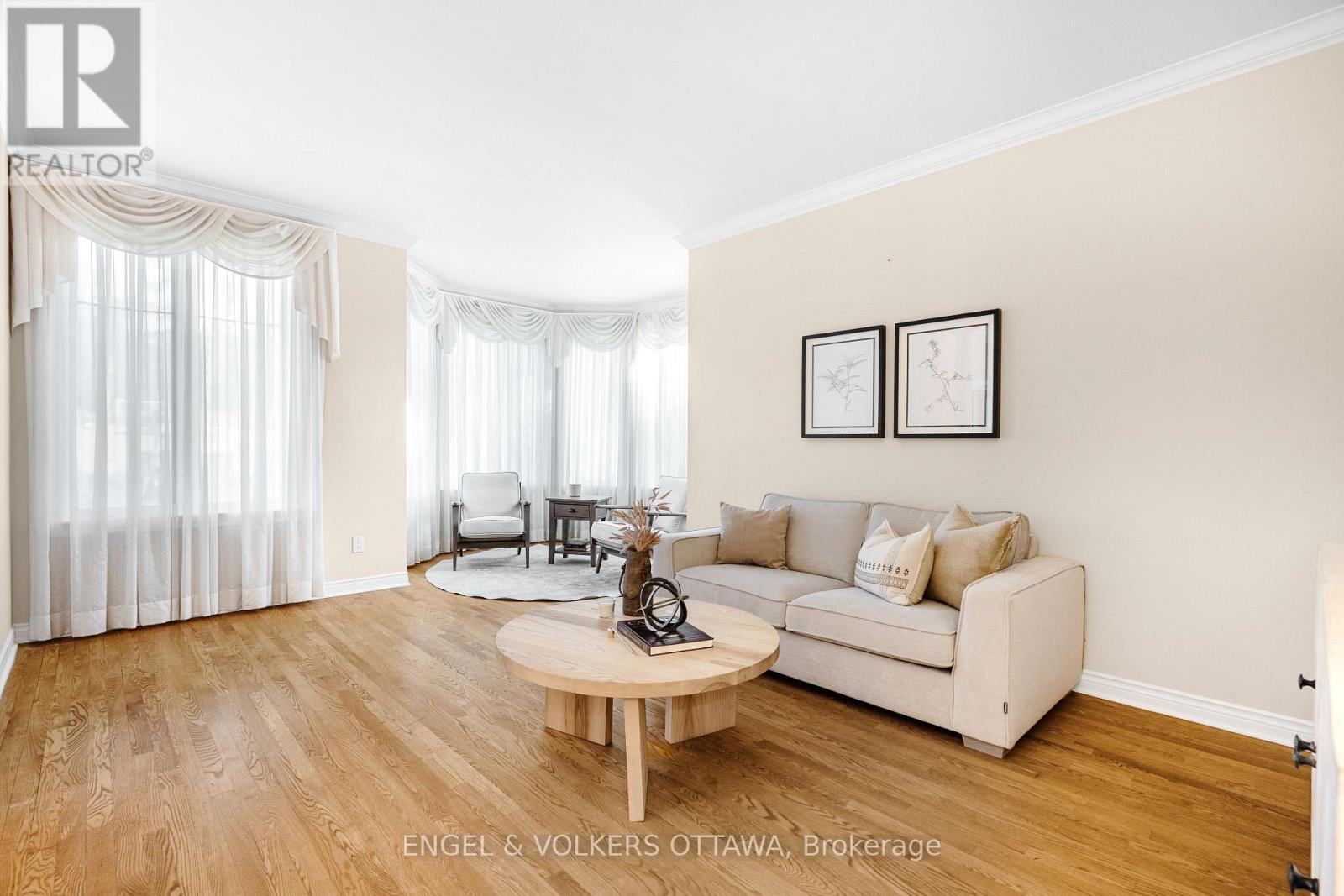 5 Cassone Court, Ottawa, Ontario  K2G 5V6 - Photo 5 - X13240736