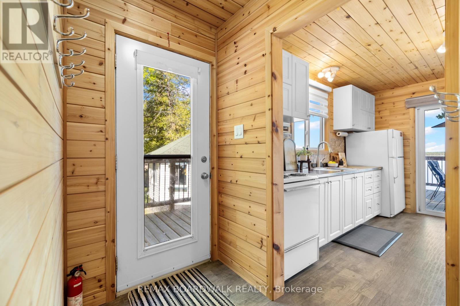 339 Leavoy Lane, Horton, Ontario  K7V 3Z8 - Photo 5 - X13240850