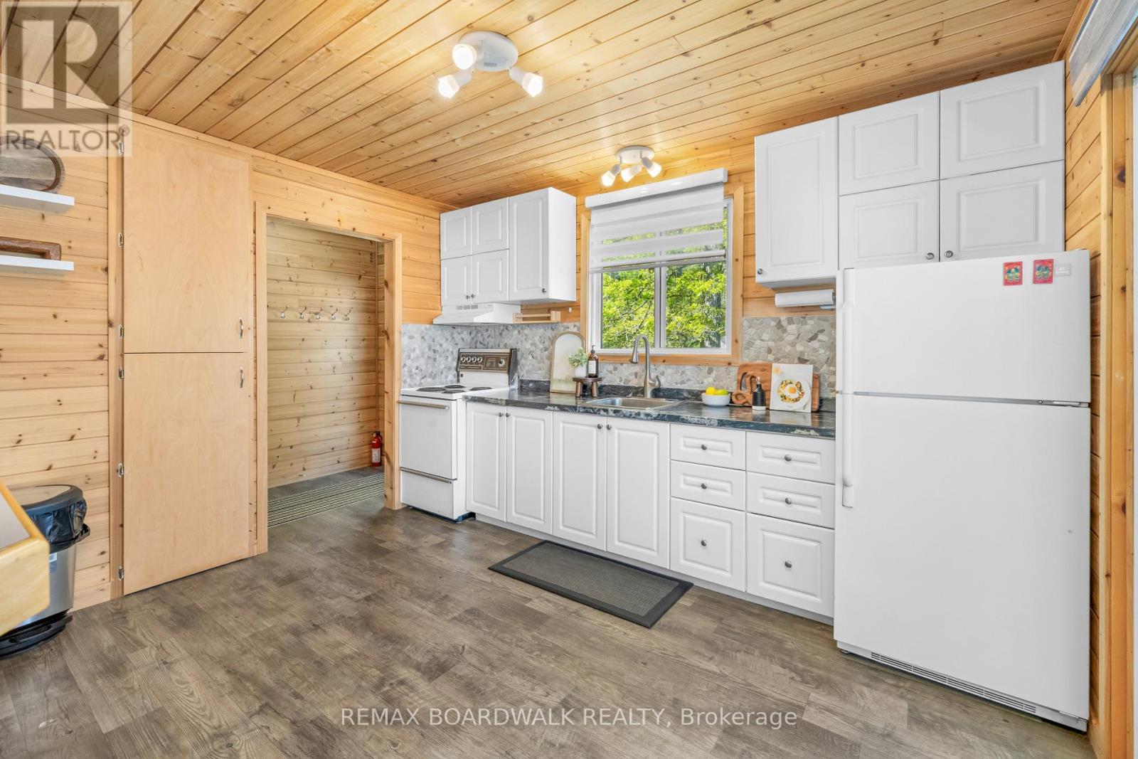 339 Leavoy Lane, Horton, Ontario  K7V 3Z8 - Photo 9 - X13240850
