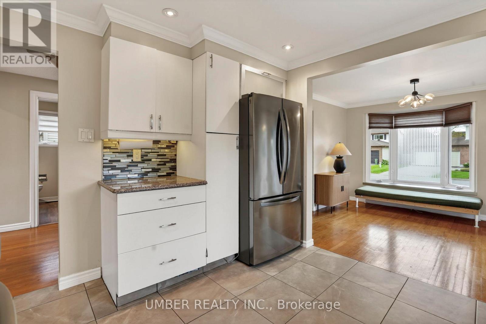 258 Anglehart Avenue, Ottawa, Ontario  K1E 2V9 - Photo 15 - X13240924