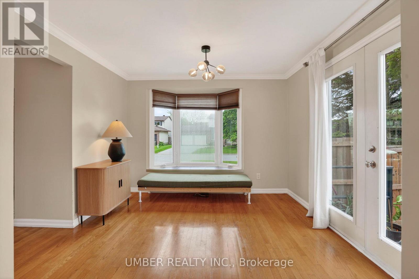 258 Anglehart Avenue, Ottawa, Ontario  K1E 2V9 - Photo 16 - X13240924