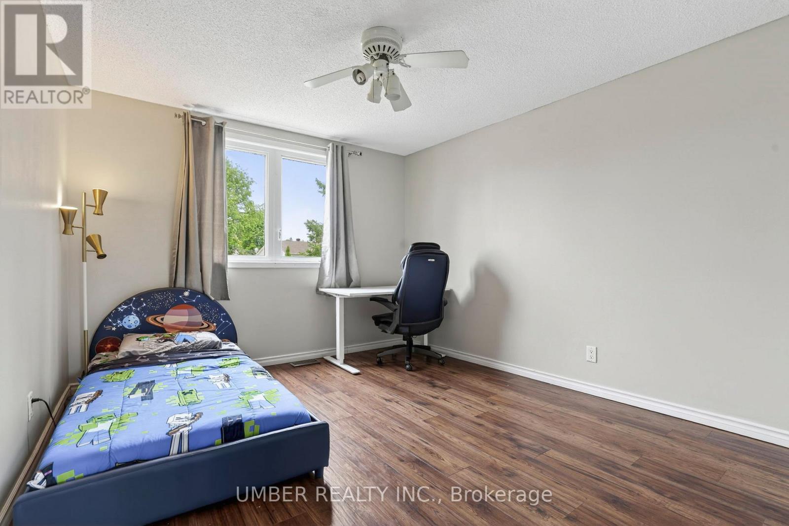 258 Anglehart Avenue, Ottawa, Ontario  K1E 2V9 - Photo 24 - X13240924