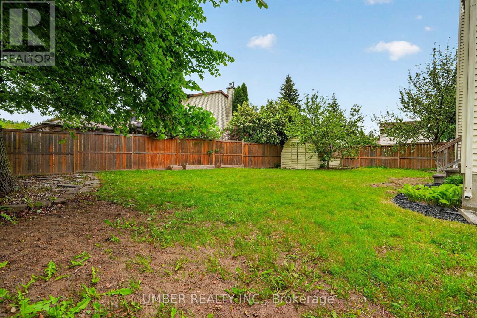 258 Anglehart Avenue, Ottawa, Ontario  K1E 2V9 - Photo 39 - X13240924
