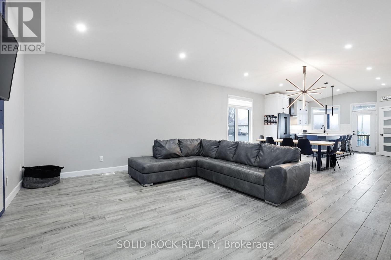 216 Filion Street, Russell, Ontario  K0A 1W0 - Photo 11 - X13241014