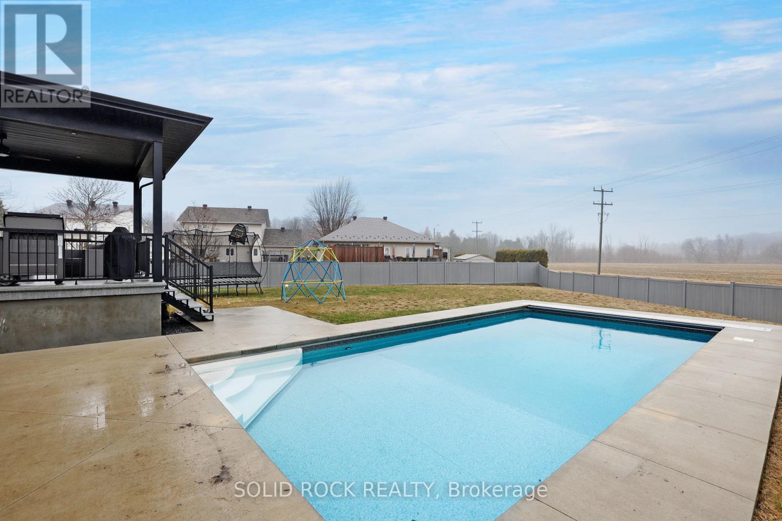 216 Filion Street, Russell, Ontario  K0A 1W0 - Photo 45 - X13241014