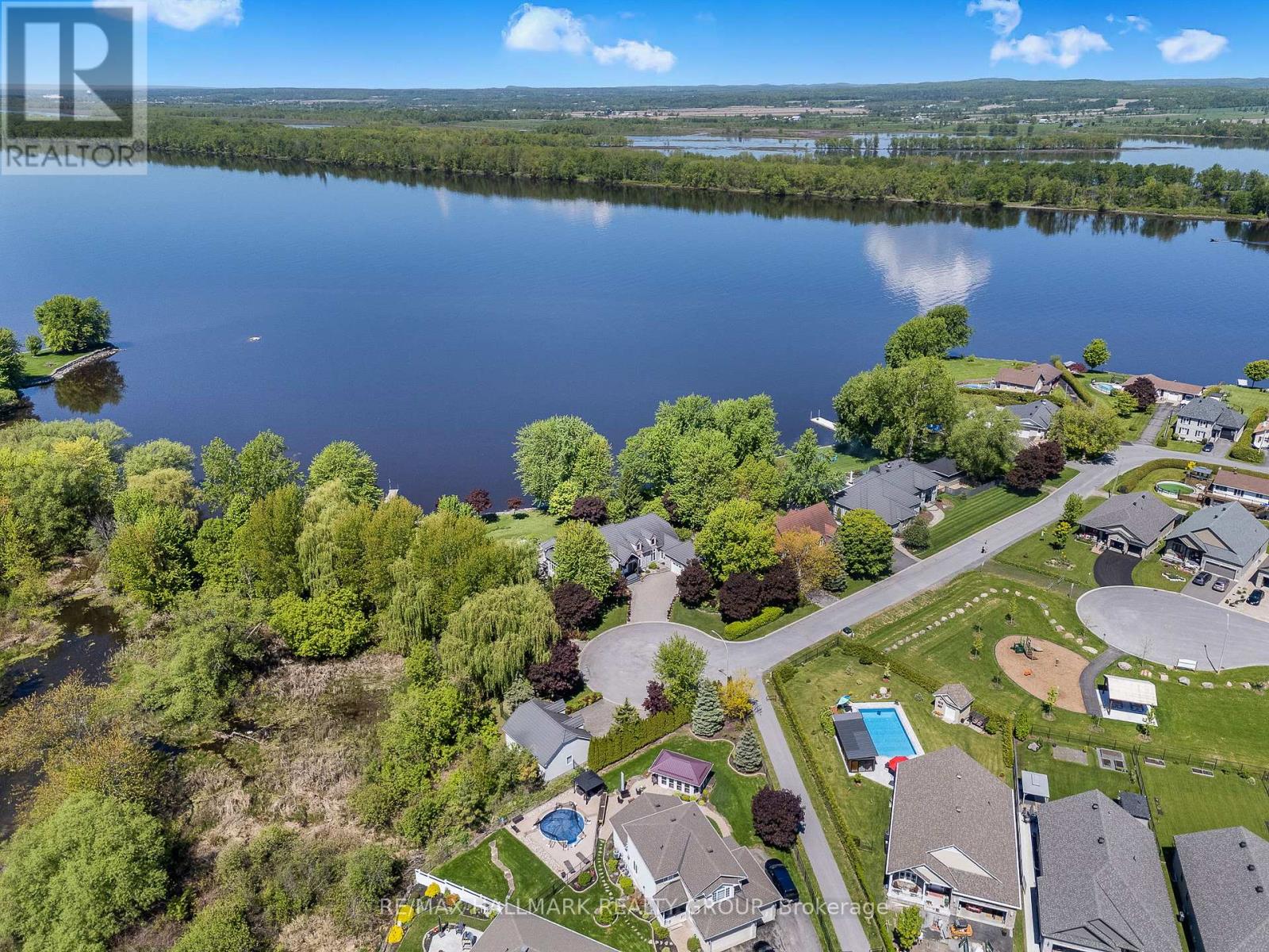 2584 Woods Street, Clarence-Rockland, Ontario  K4K 1J2 - Photo 5 - X13241088