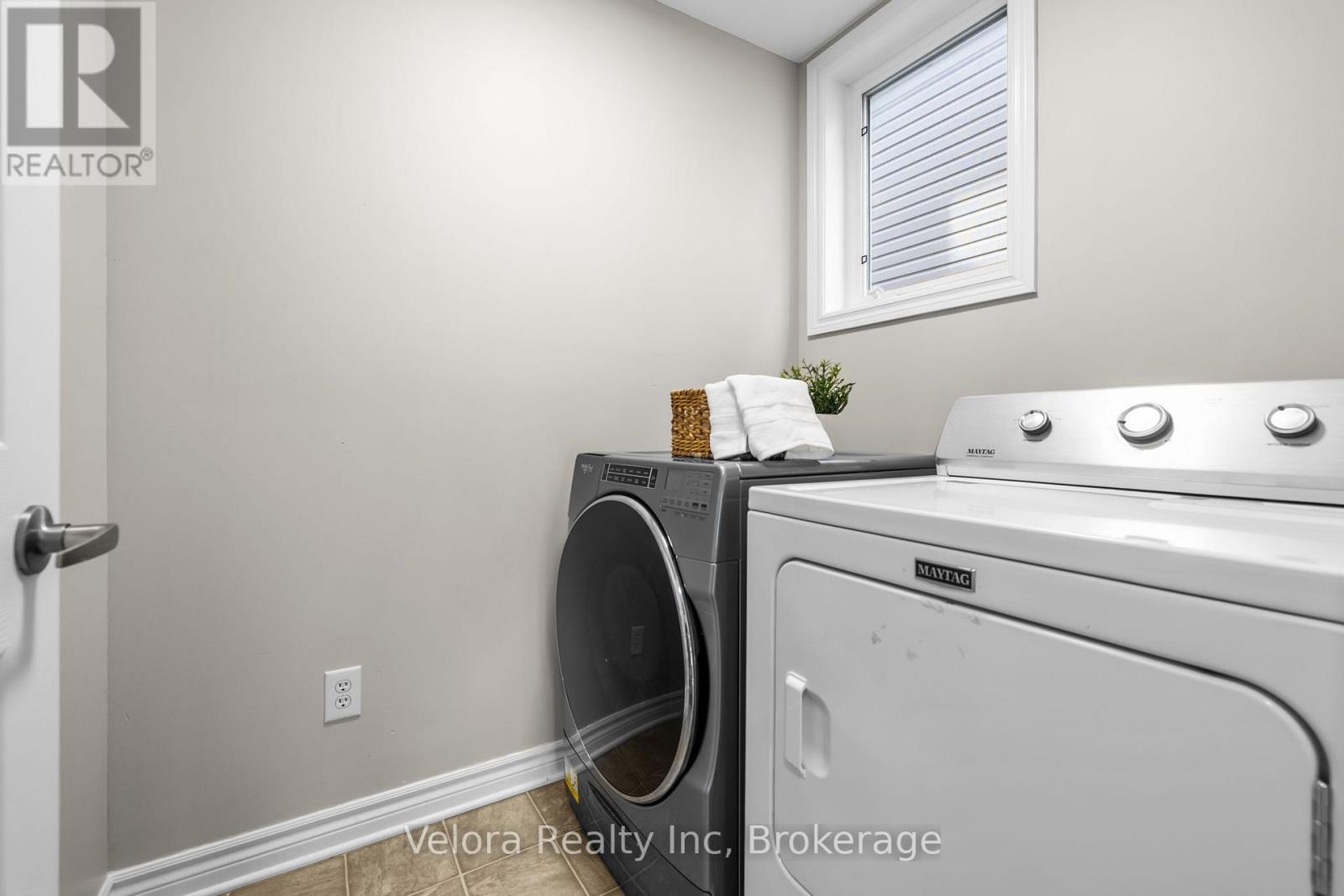 607 Rosehill Avenue, Ottawa, Ontario  K2S 0K3 - Photo 11 - X13241160