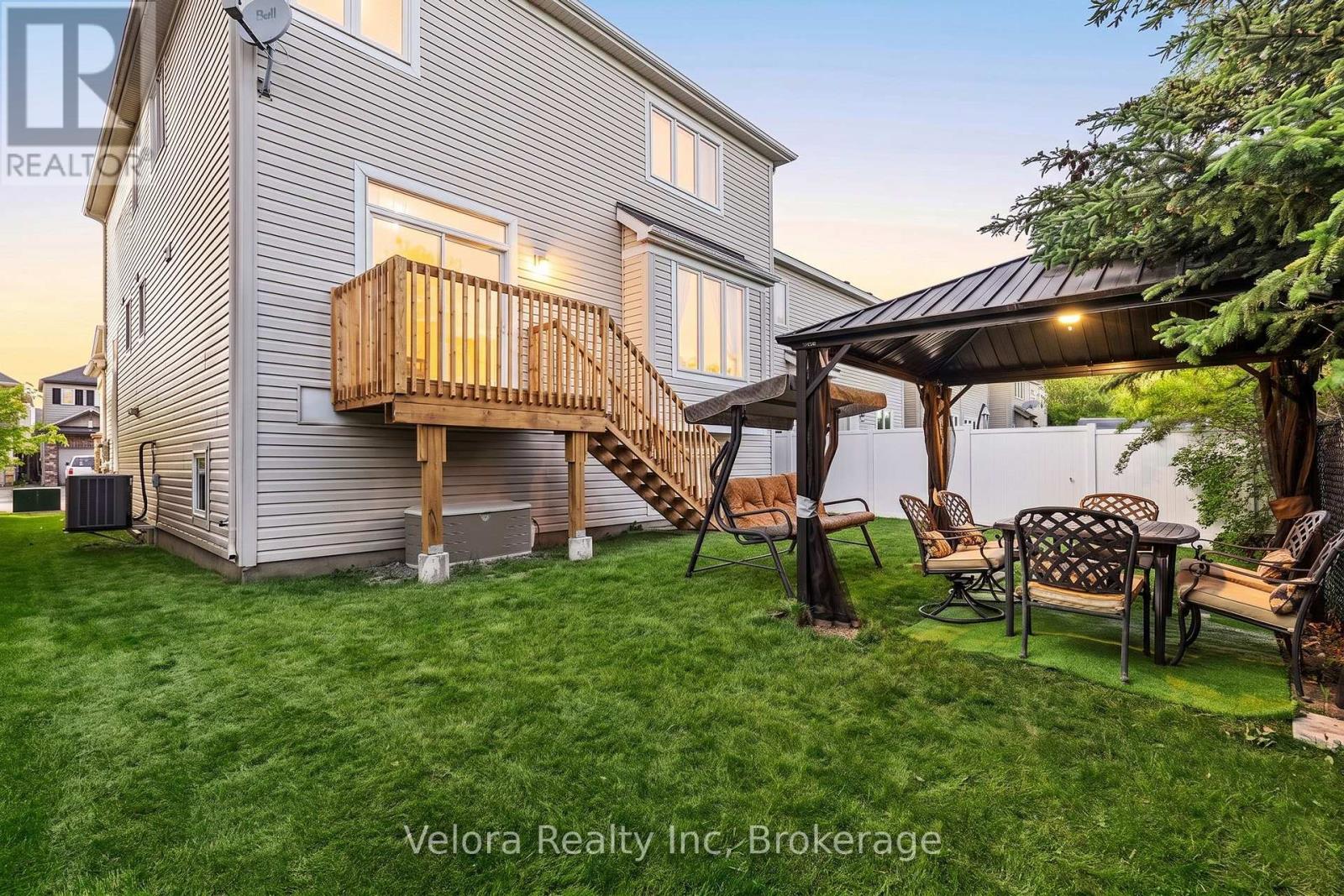 607 Rosehill Avenue, Ottawa, Ontario  K2S 0K3 - Photo 38 - X13241160