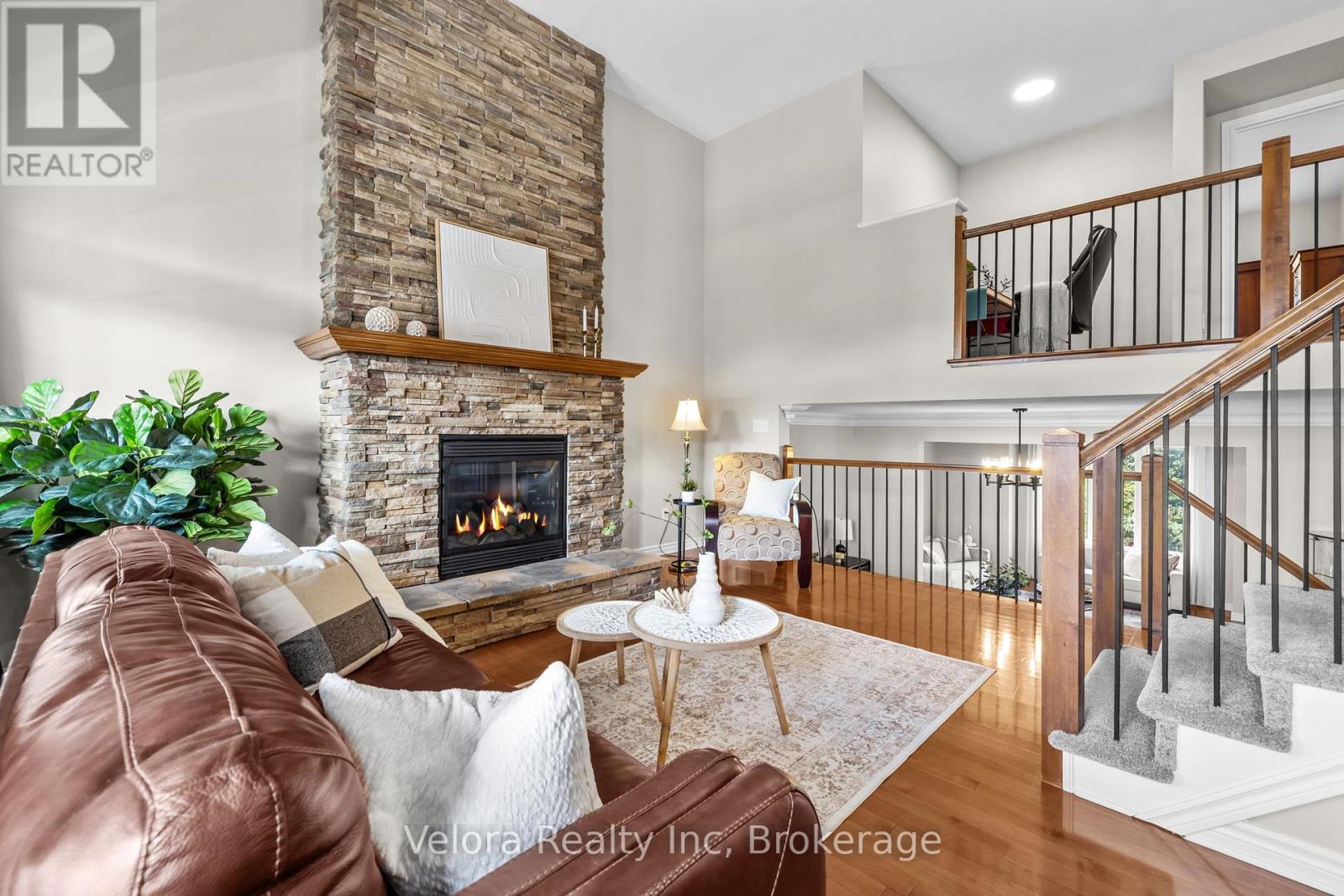 607 Rosehill Avenue, Ottawa, Ontario  K2S 0K3 - Photo 5 - X13241160