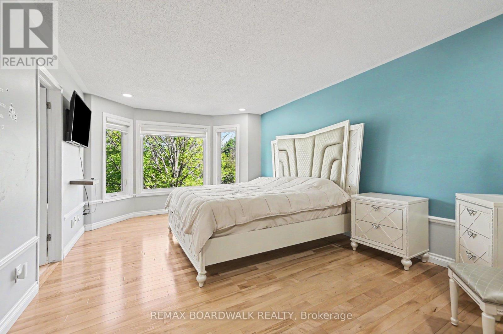 6072 Longleaf Drive, Ottawa, Ontario  K1W 1G4 - Photo 19 - X13241272