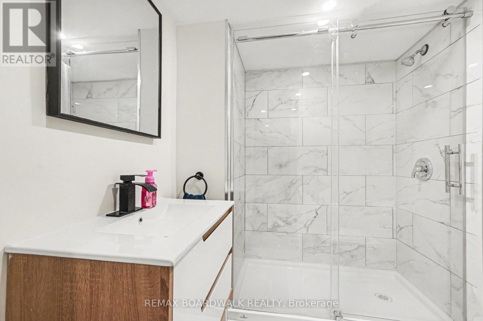 6072 Longleaf Drive, Ottawa, Ontario  K1W 1G4 - Photo 32 - X13241272
