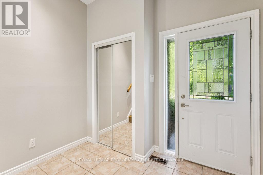 6 Gillespie Crescent, Ottawa, Ontario  K1V 9X8 - Photo 6 - X13241292