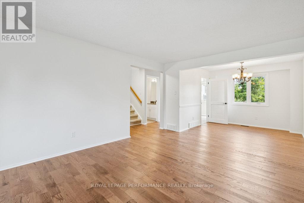 8 Gillespie Crescent, Ottawa, Ontario  K1V 9X8 - Photo 16 - X13241300