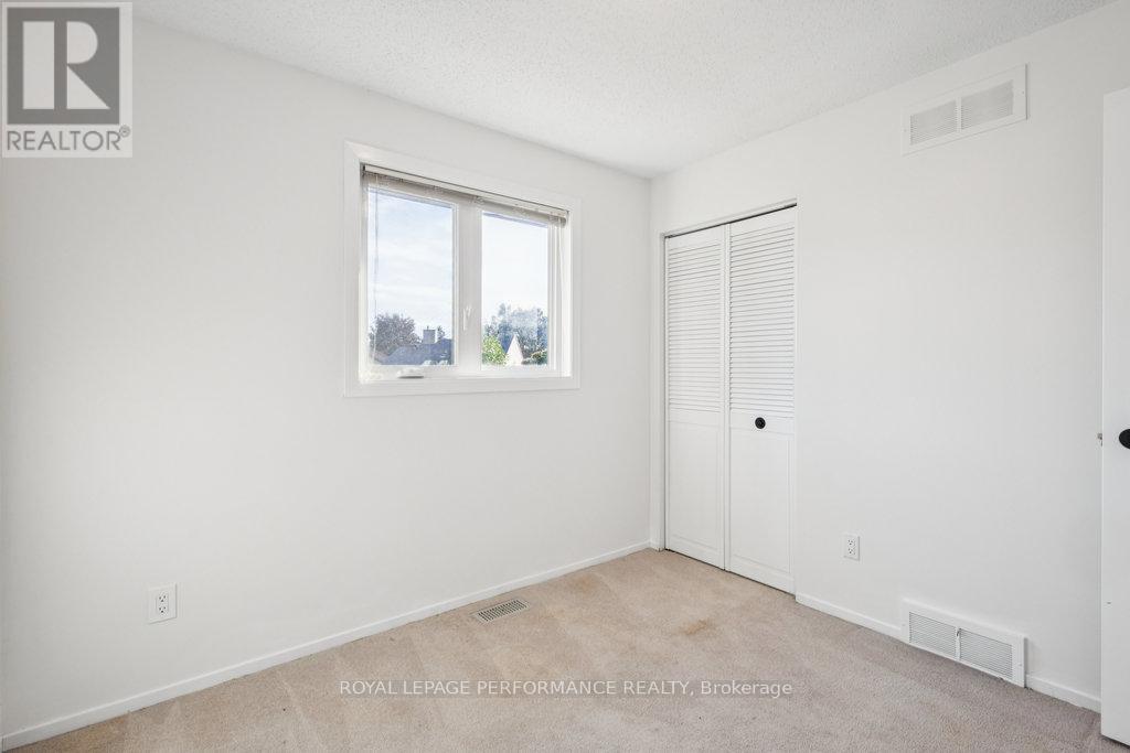 8 Gillespie Crescent, Ottawa, Ontario  K1V 9X8 - Photo 27 - X13241300