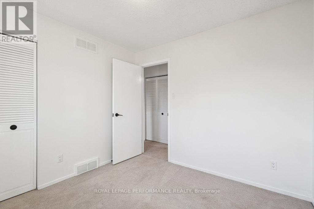 8 Gillespie Crescent, Ottawa, Ontario  K1V 9X8 - Photo 28 - X13241300