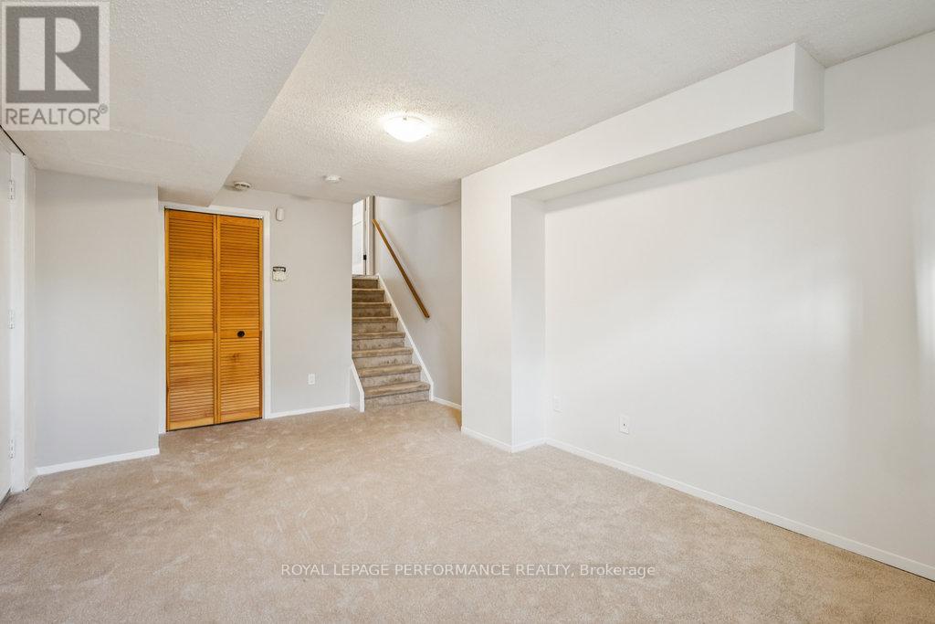 8 Gillespie Crescent, Ottawa, Ontario  K1V 9X8 - Photo 41 - X13241300