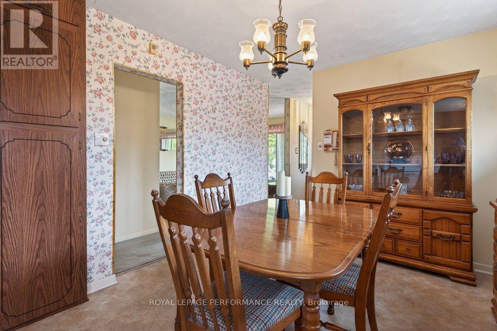 2184 Melfort Street, Ottawa, Ontario  K1G 1H7 - Photo 15 - X13241308