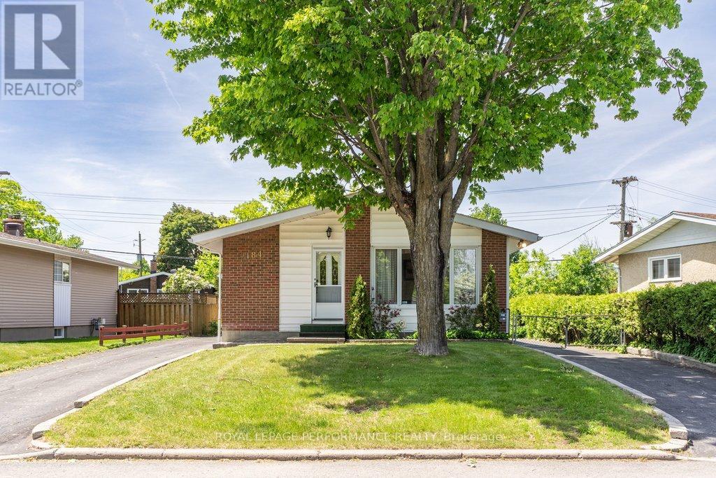 2184 Melfort Street, Ottawa, Ontario  K1G 1H7 - Photo 2 - X13241308