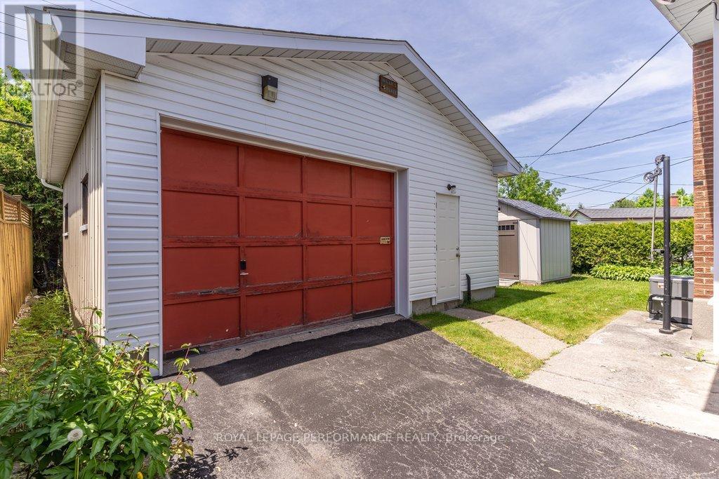 2184 Melfort Street, Ottawa, Ontario  K1G 1H7 - Photo 41 - X13241308