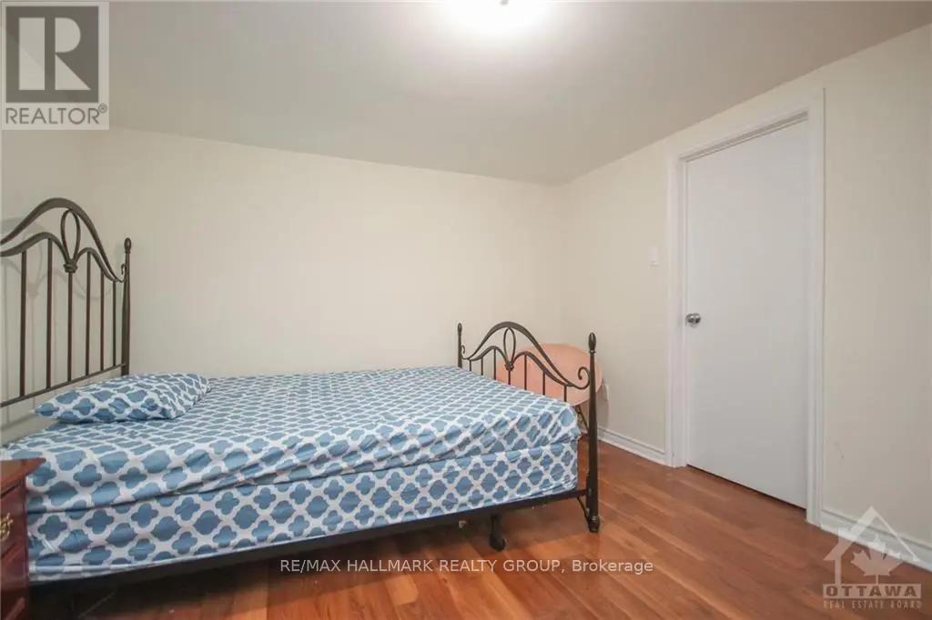 45 Hilliard Avenue, Ottawa, Ontario  K2E 6B9 - Photo 3 - X13241310