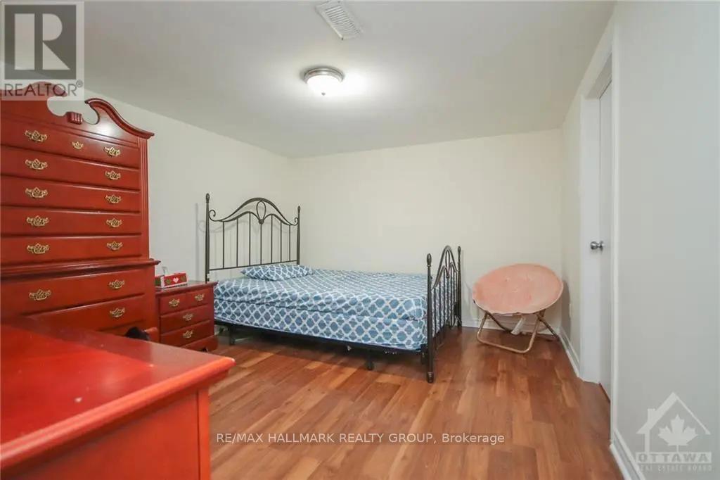 45 Hilliard Avenue, Ottawa, Ontario  K2E 6B9 - Photo 4 - X13241310