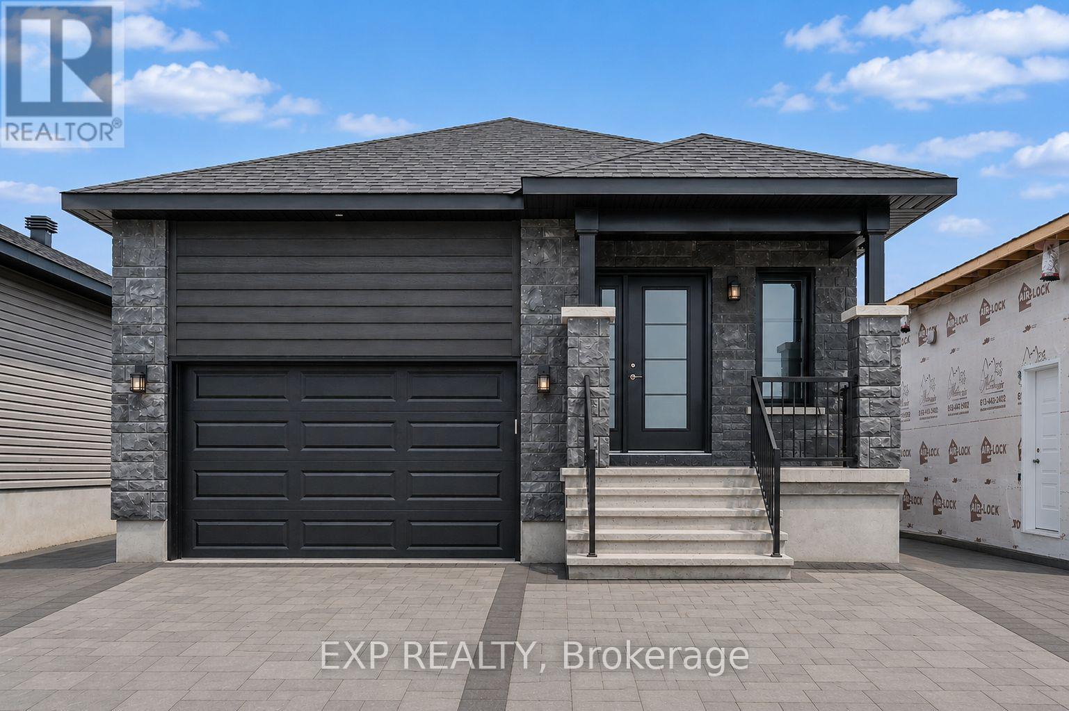 1220 MONTBLANC CRESCENT, Russell, Ontario