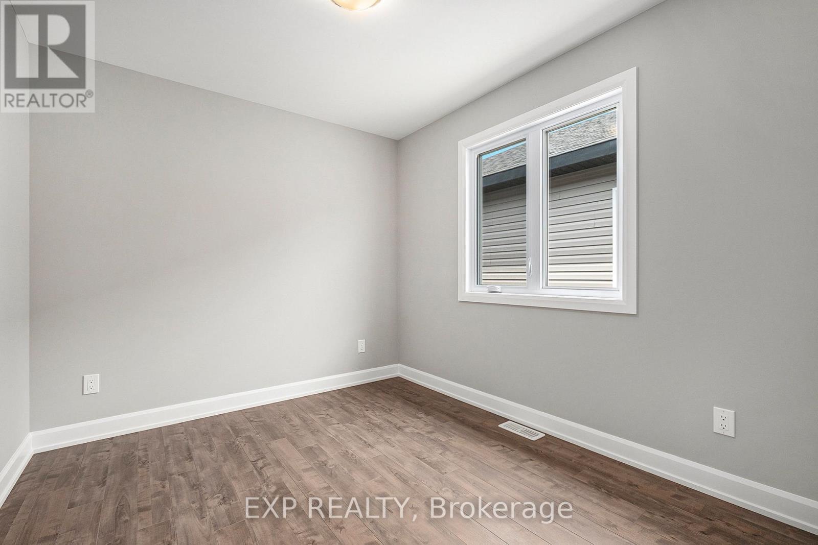 1220 Montblanc Crescent, Russell, Ontario  K0A 1W0 - Photo 12 - X13241454