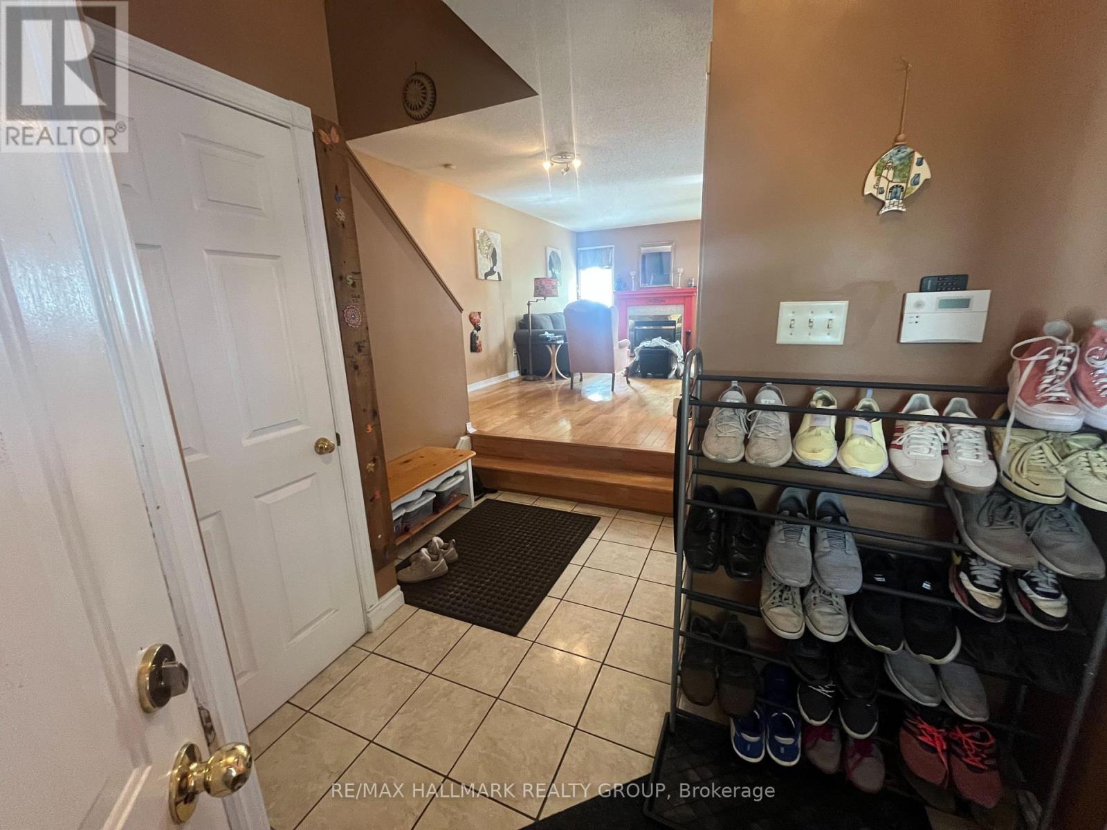 827 Como Crescent, Ottawa, Ontario  K4A 3Z8 - Photo 4 - X13241680