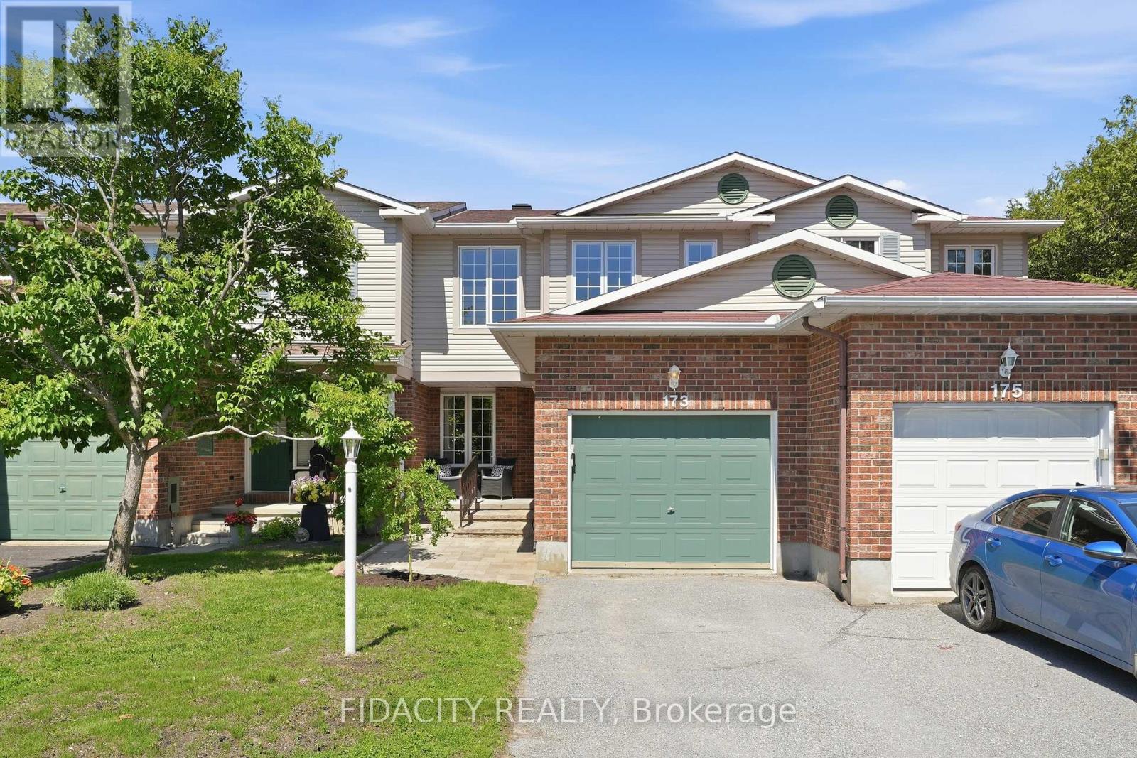 173 Whalings Circle, Ottawa, Ontario  K2S 1S4 - Photo 1 - X13241718