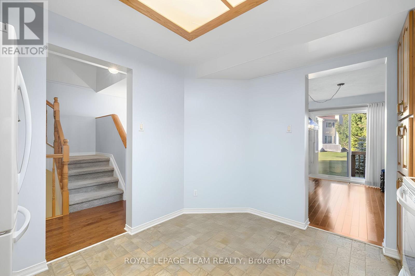 31 - 68 Grandcourt Drive, Ottawa, Ontario  K2G 5W9 - Photo 3 - X13241736