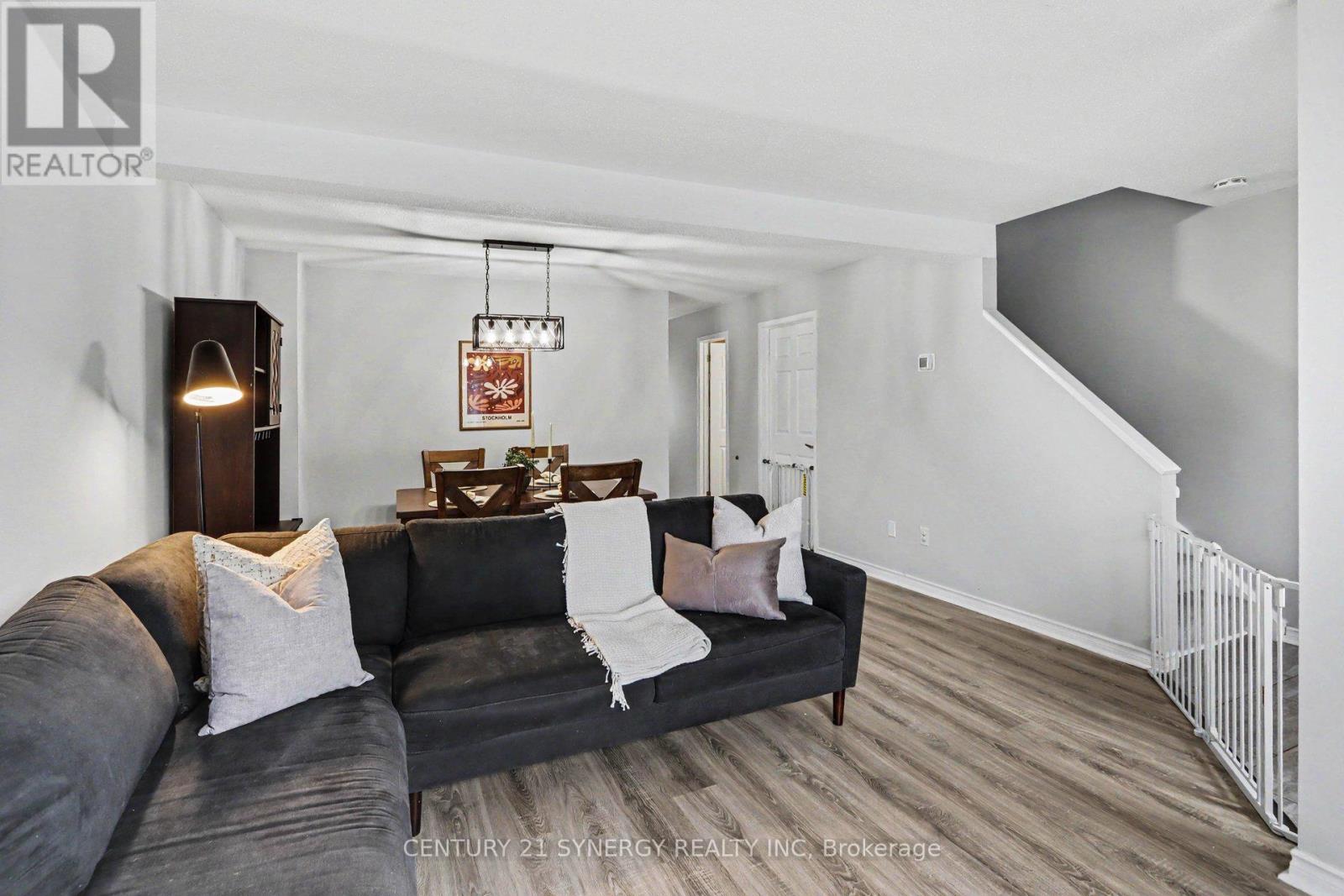 220 Millroad Way, Ottawa, Ontario  K1E 2C9 - Photo 7 - X13241948