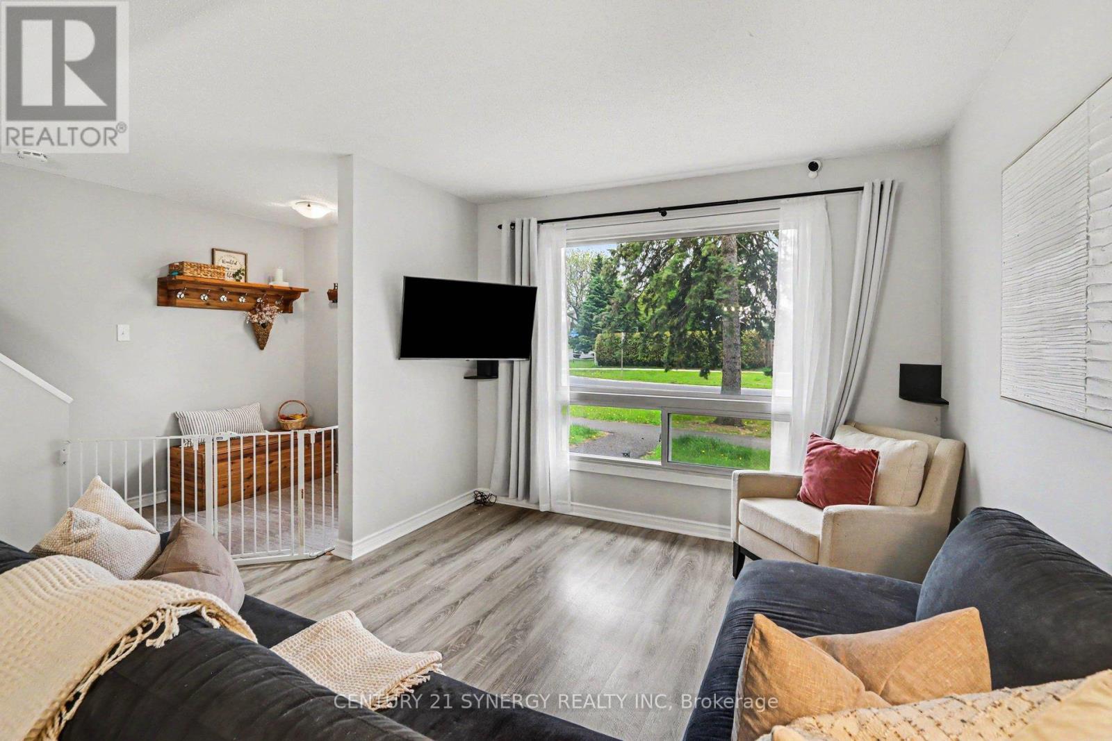 220 Millroad Way, Ottawa, Ontario  K1E 2C9 - Photo 8 - X13241948
