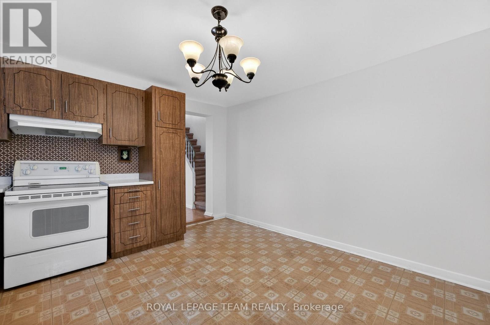 274 Breezehill Avenue S, Ottawa, Ontario  K1Y 2J3 - Photo 13 - X13241954