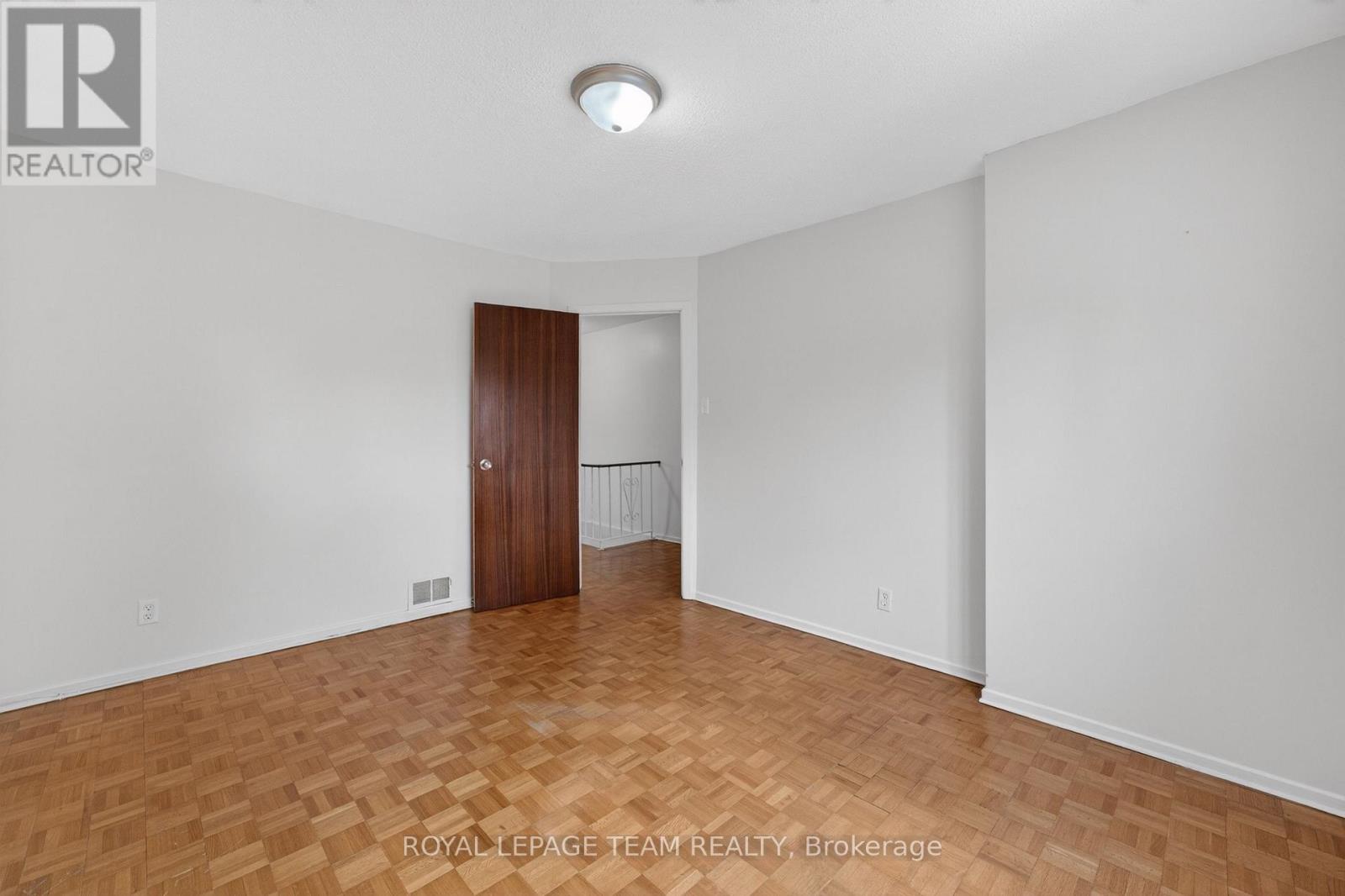 274 Breezehill Avenue S, Ottawa, Ontario  K1Y 2J3 - Photo 19 - X13241954