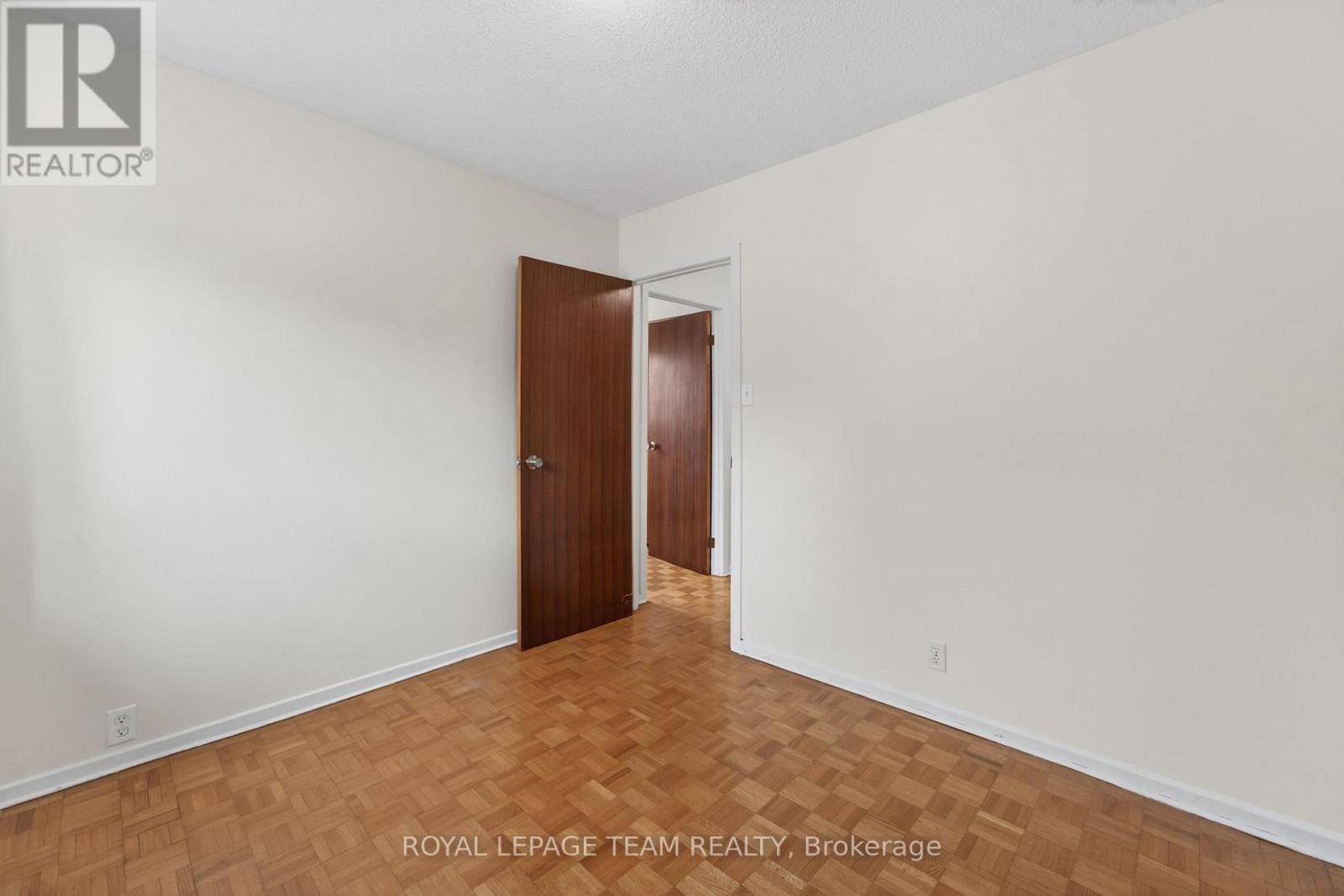 274 Breezehill Avenue S, Ottawa, Ontario  K1Y 2J3 - Photo 21 - X13241954