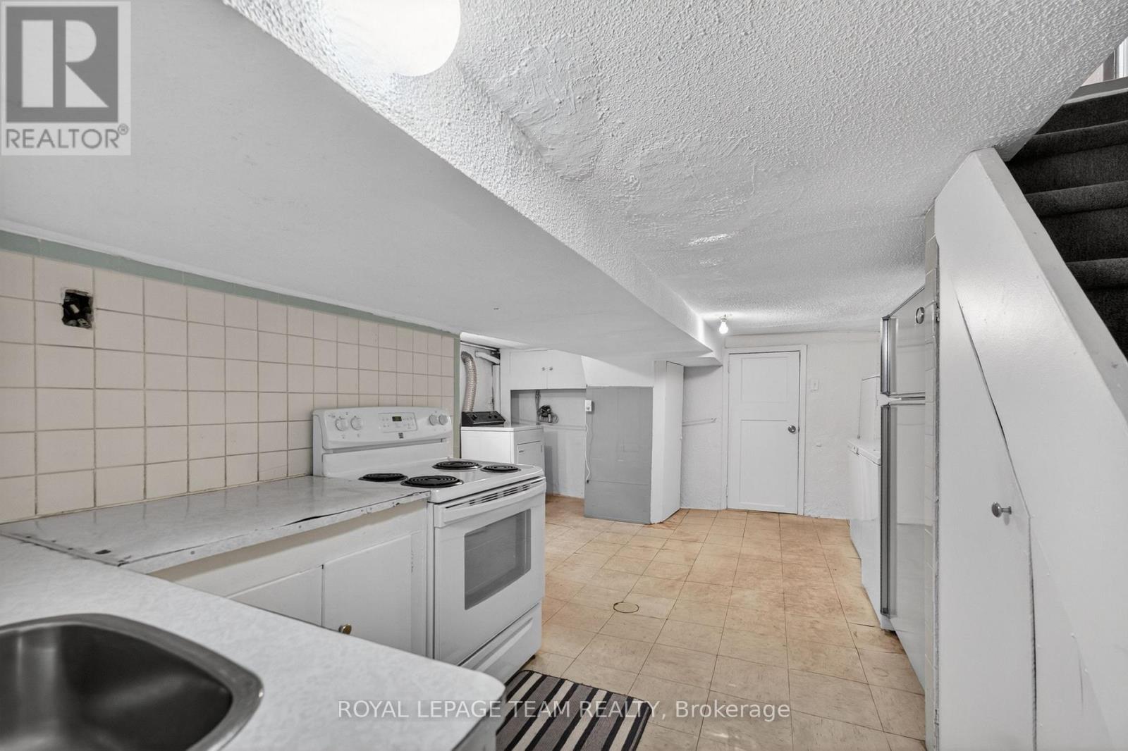 274 Breezehill Avenue S, Ottawa, Ontario  K1Y 2J3 - Photo 27 - X13241954