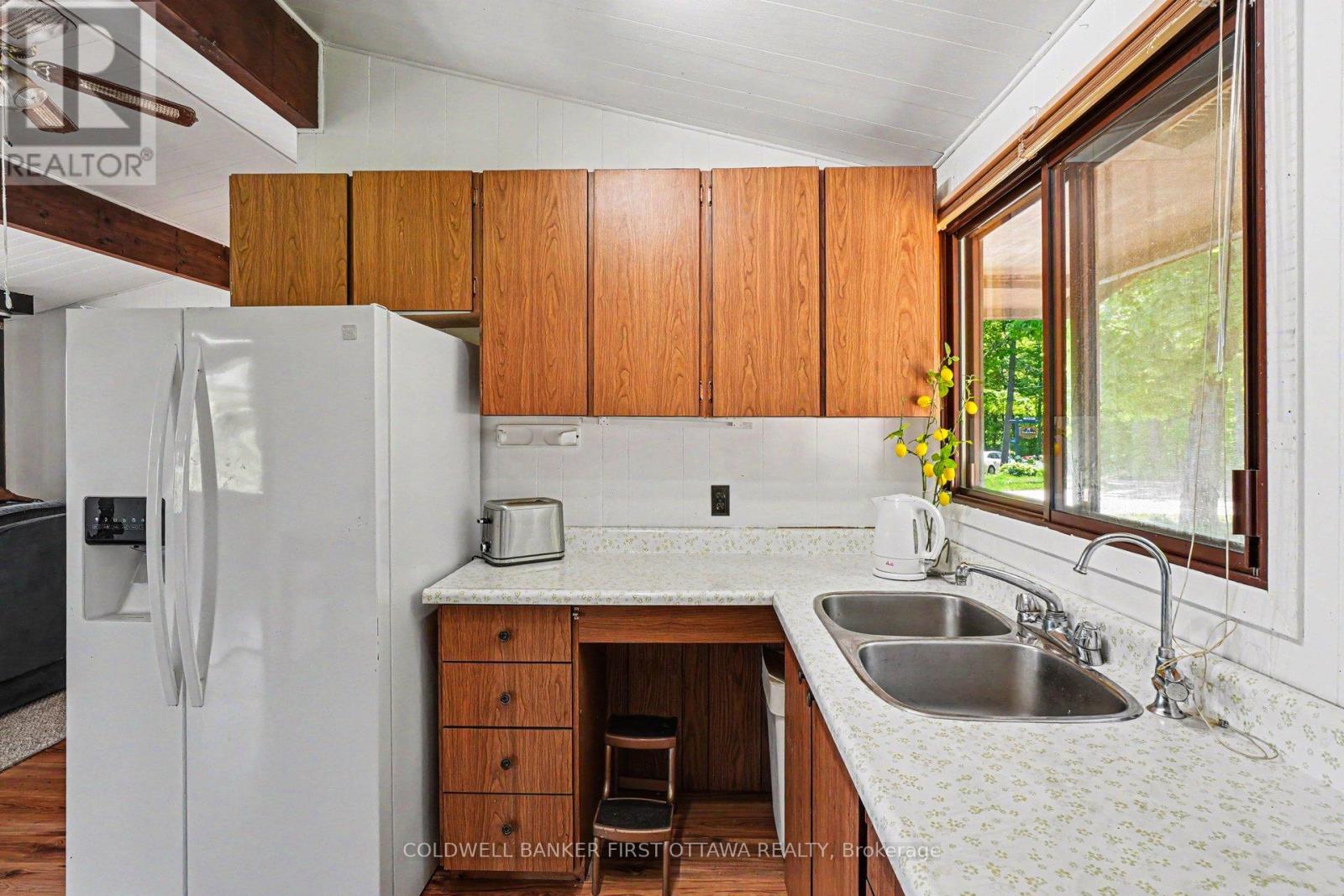 1394 Black Lake North Shore, Tay Valley, Ontario  K7H 3C5 - Photo 14 - X13242008