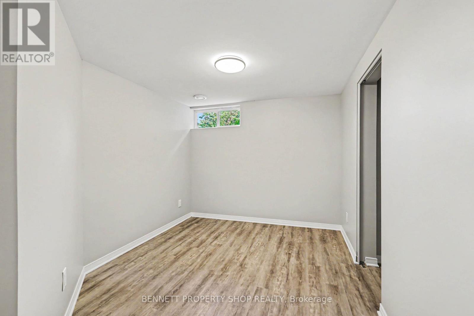 1308 Rustic Drive, Ottawa, Ontario  K2C 2Y1 - Photo 9 - X13242120