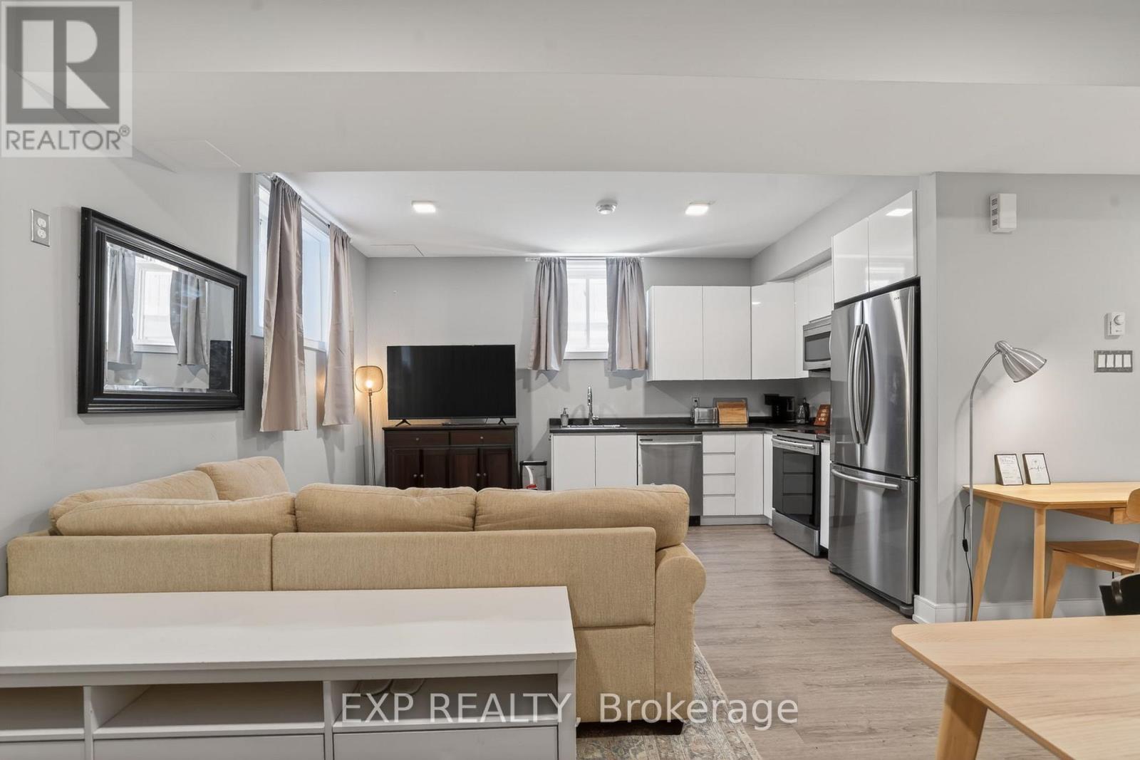 215 Columbus Avenue, Ottawa, Ontario  K1K 1P7 - Photo 27 - X13241764