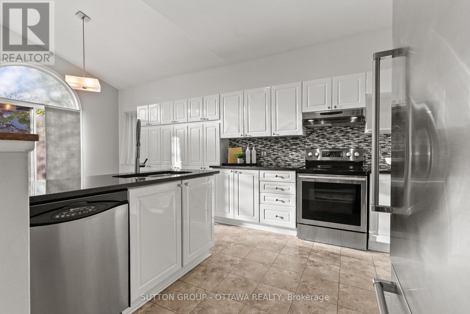 4105 Wolfe Point Way, Ottawa, Ontario  K1V 1P3 - Photo 11 - X13242246
