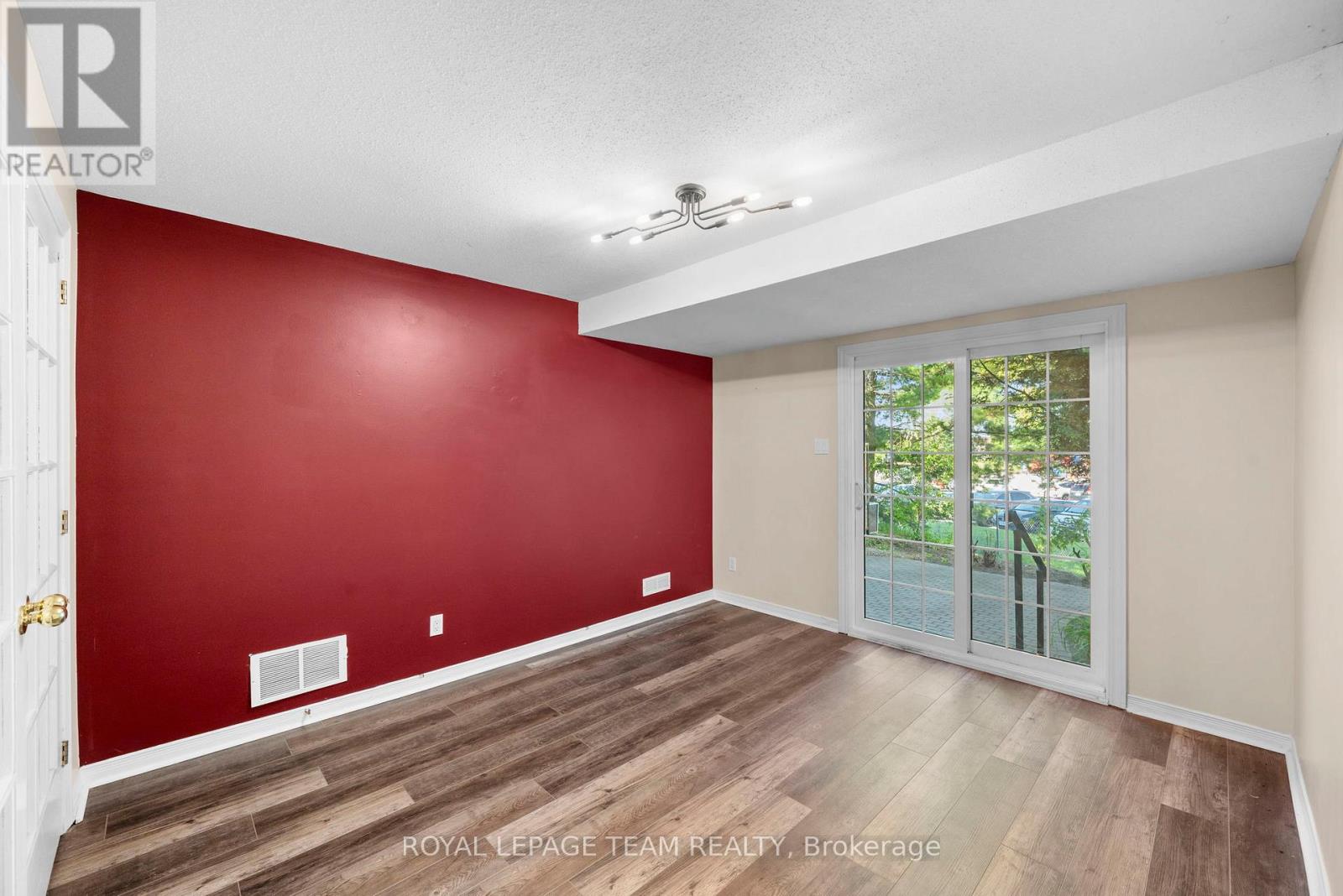 8 Mannington Court, Ottawa, Ontario  K2J 4A1 - Photo 5 - X13242400