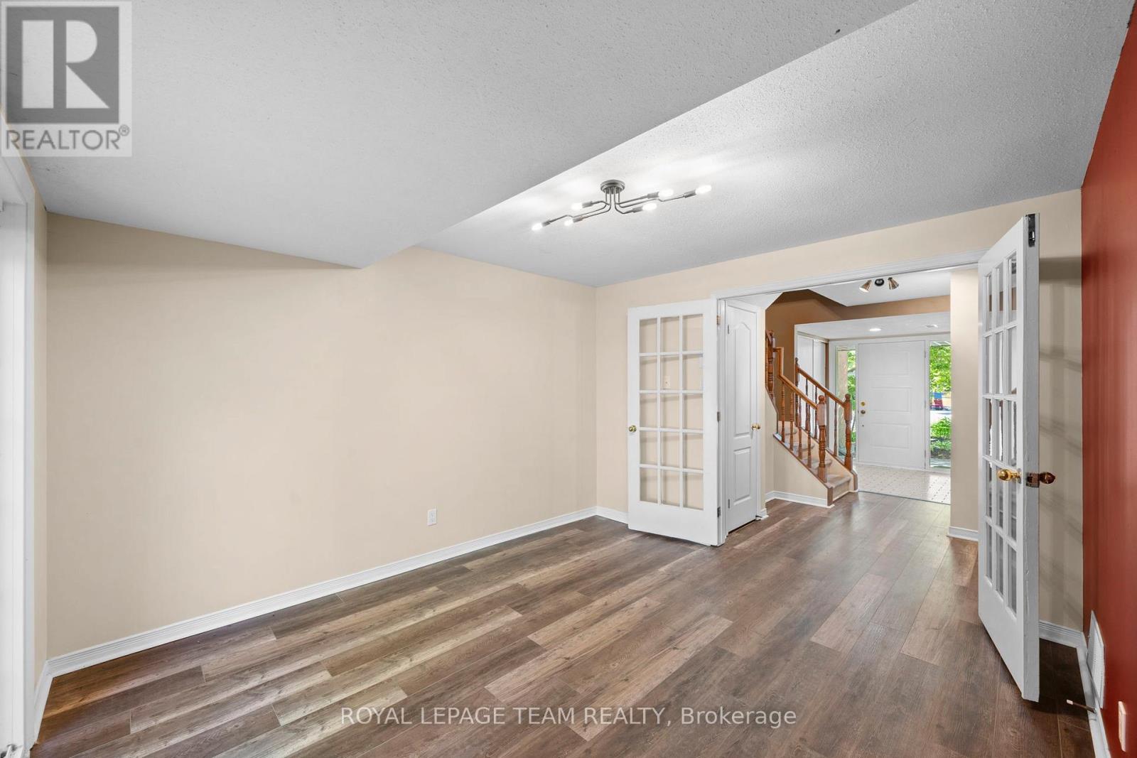 8 Mannington Court, Ottawa, Ontario  K2J 4A1 - Photo 6 - X13242400