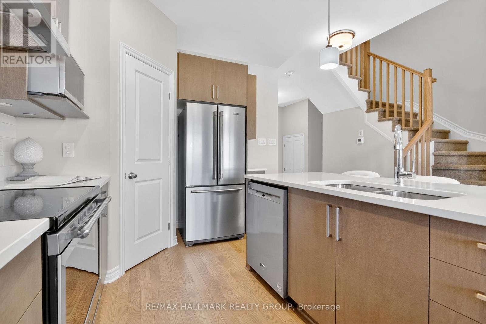 737 Maverick Crescent, Ottawa, Ontario  K2S 2X1 - Photo 28 - X13242406
