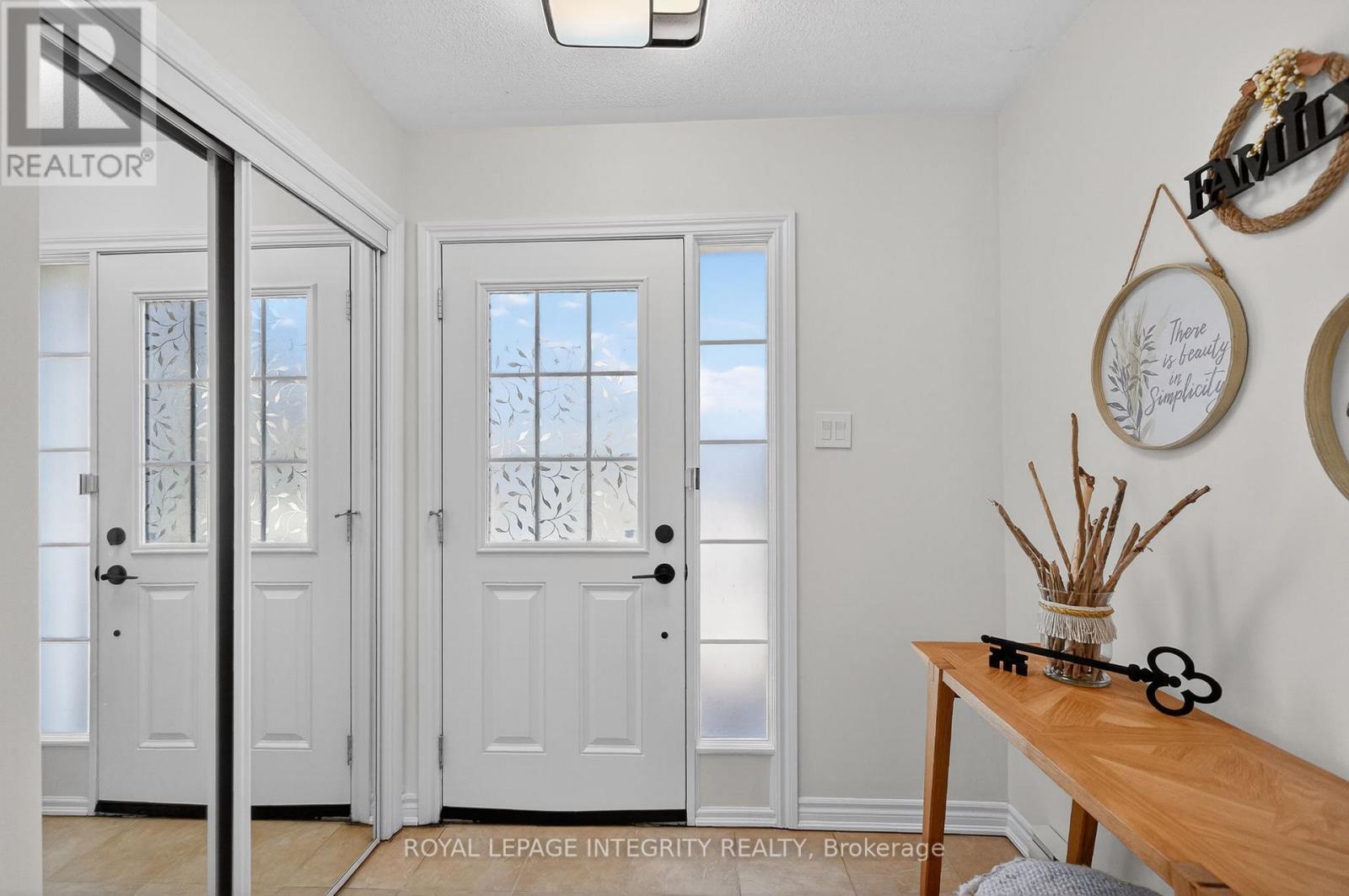 2619 Baynes Sound Way, Ottawa, Ontario  K2J 0X2 - Photo 3 - X13242686